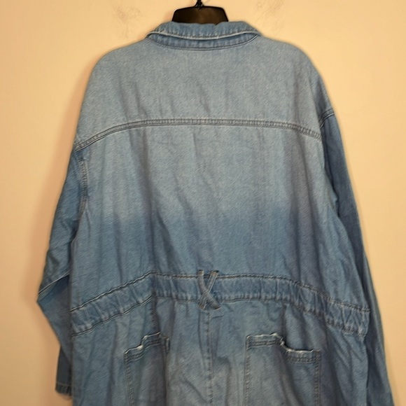 NWT Women's Long Sleeve Denim Shirtdress - Universal Thread™ Light Wash Size 28 - Picture 12 of 12